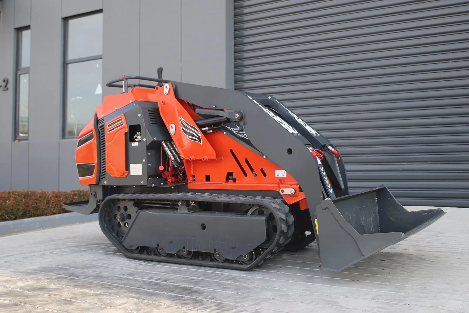 C1200 compact construction loader for narrow job sites
