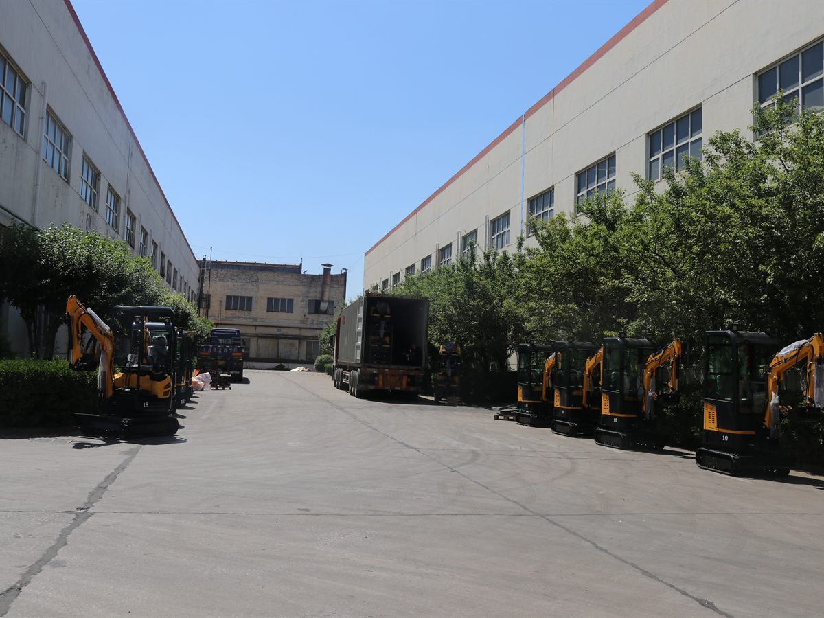 KORVA GW18 mini excavator container loading for international shipment