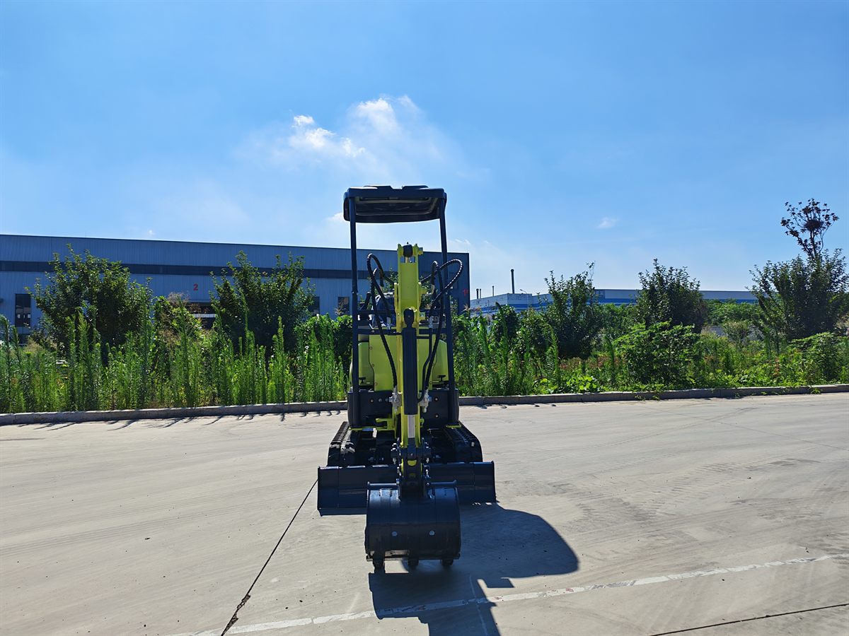 KORVA T13PRO compact crawler mini excavator with dozer blade and digging bucket