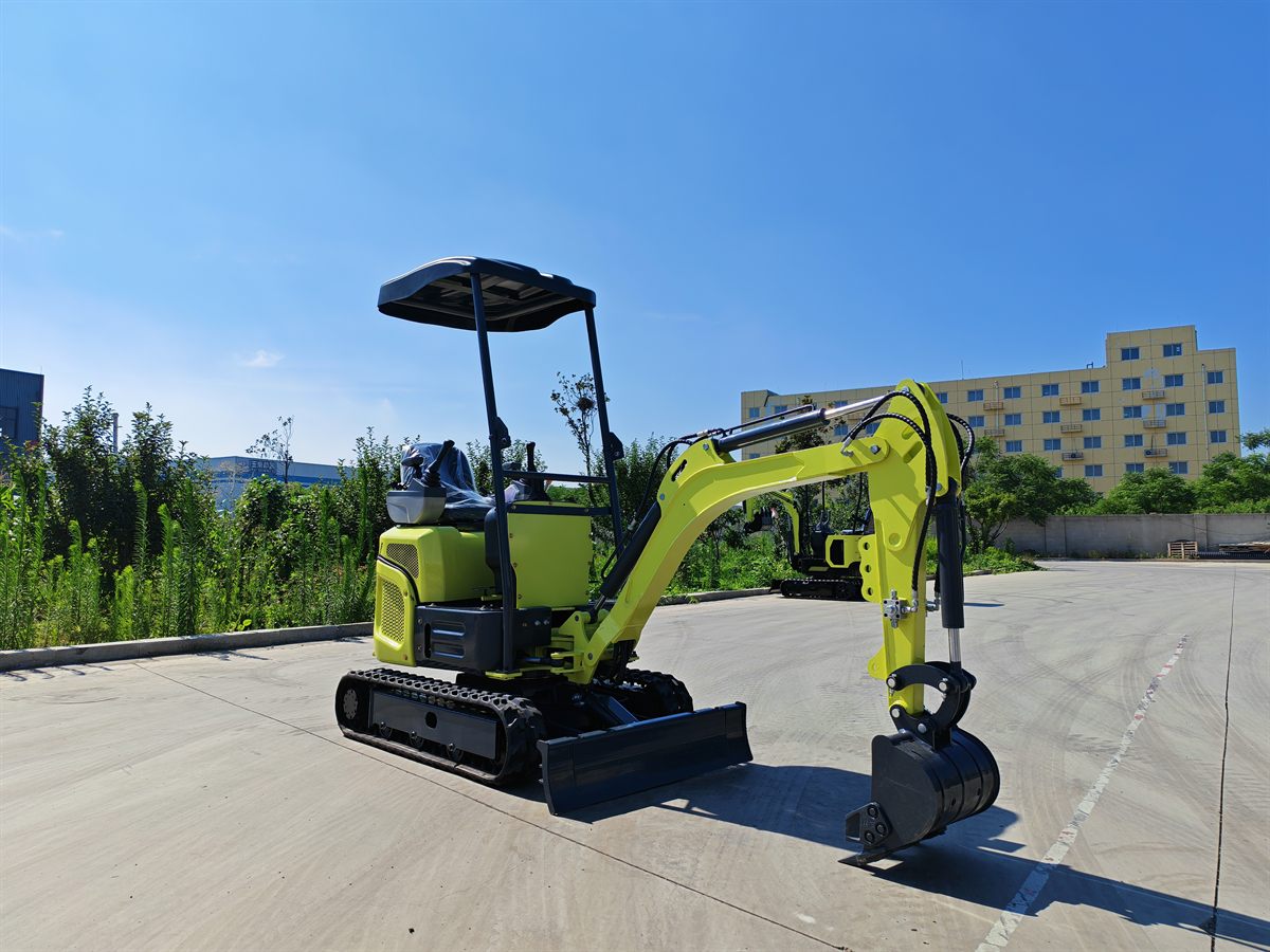 KORVA T13PRO compact crawler mini excavator with bucket for trenching work