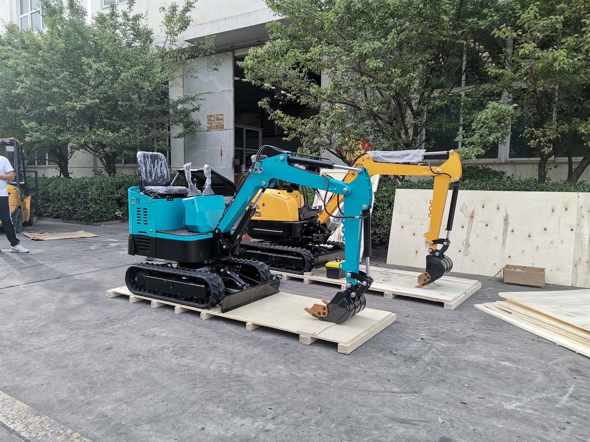 KORVA T18 mini excavator export wooden packing for overseas shipment